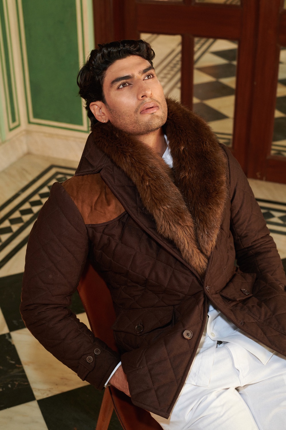 Bera Jacket details
